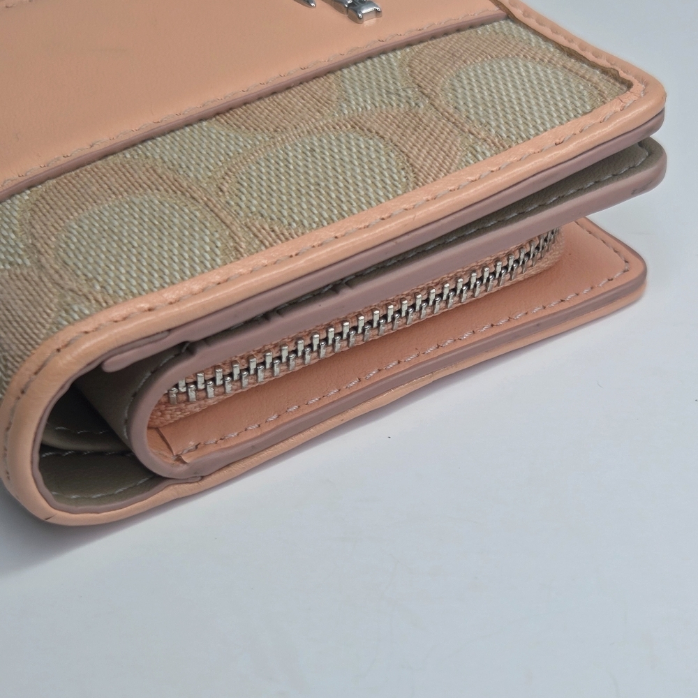 Coach Signature Jacquard Canvas & Leather Faded Blush Snap Wallet CT980 - Picture 5 of 9